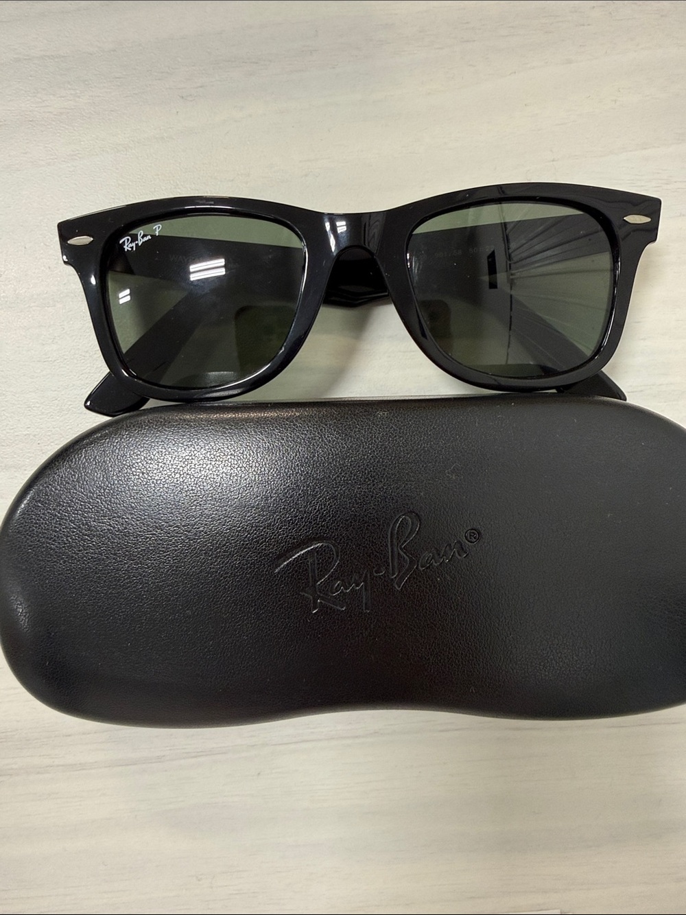 Ray-Ban Wayfarer Sunglasses Rb2140